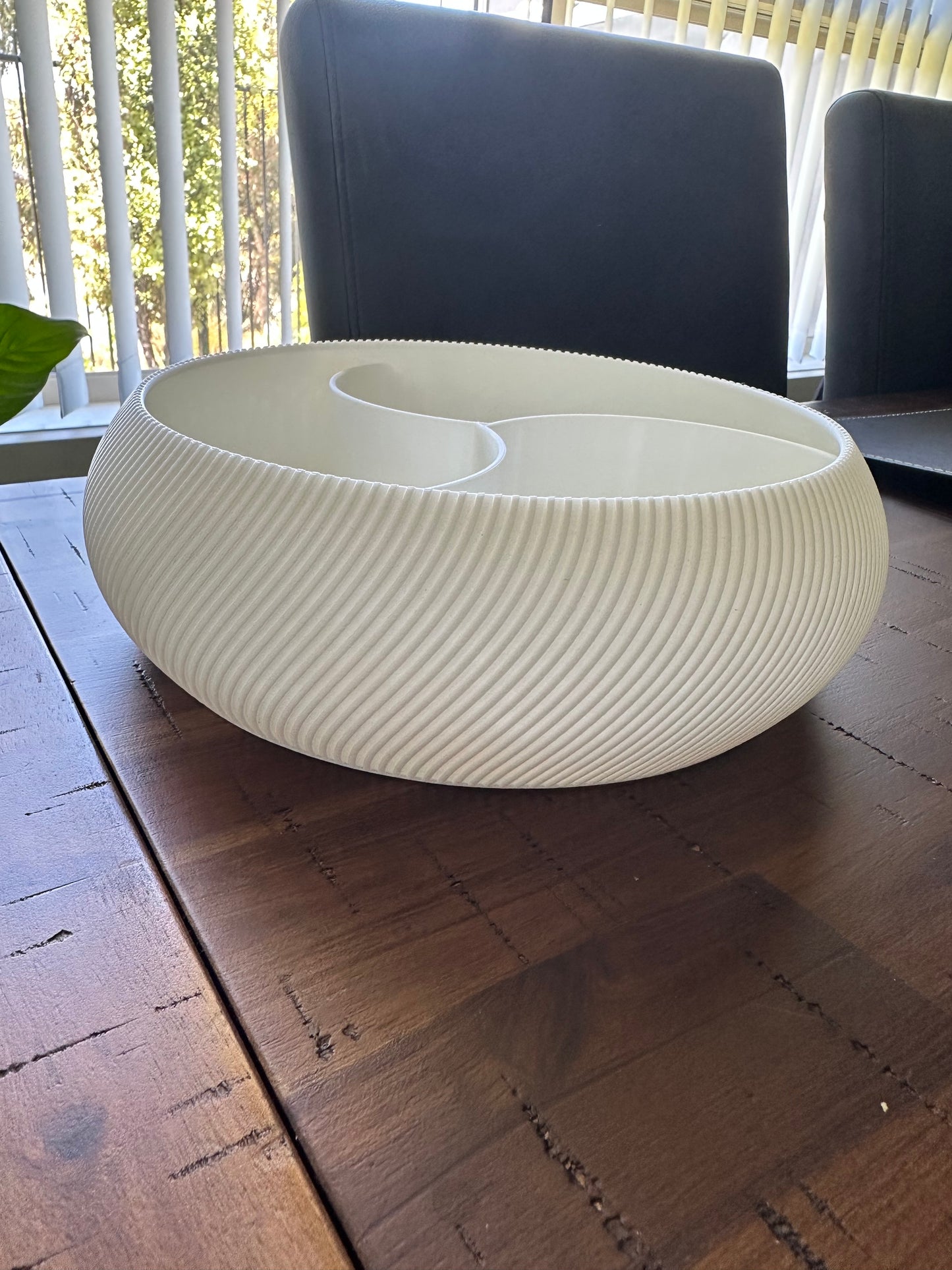 3D‑Printed White Textured Serving Set – Lightweight, Durable & Modern