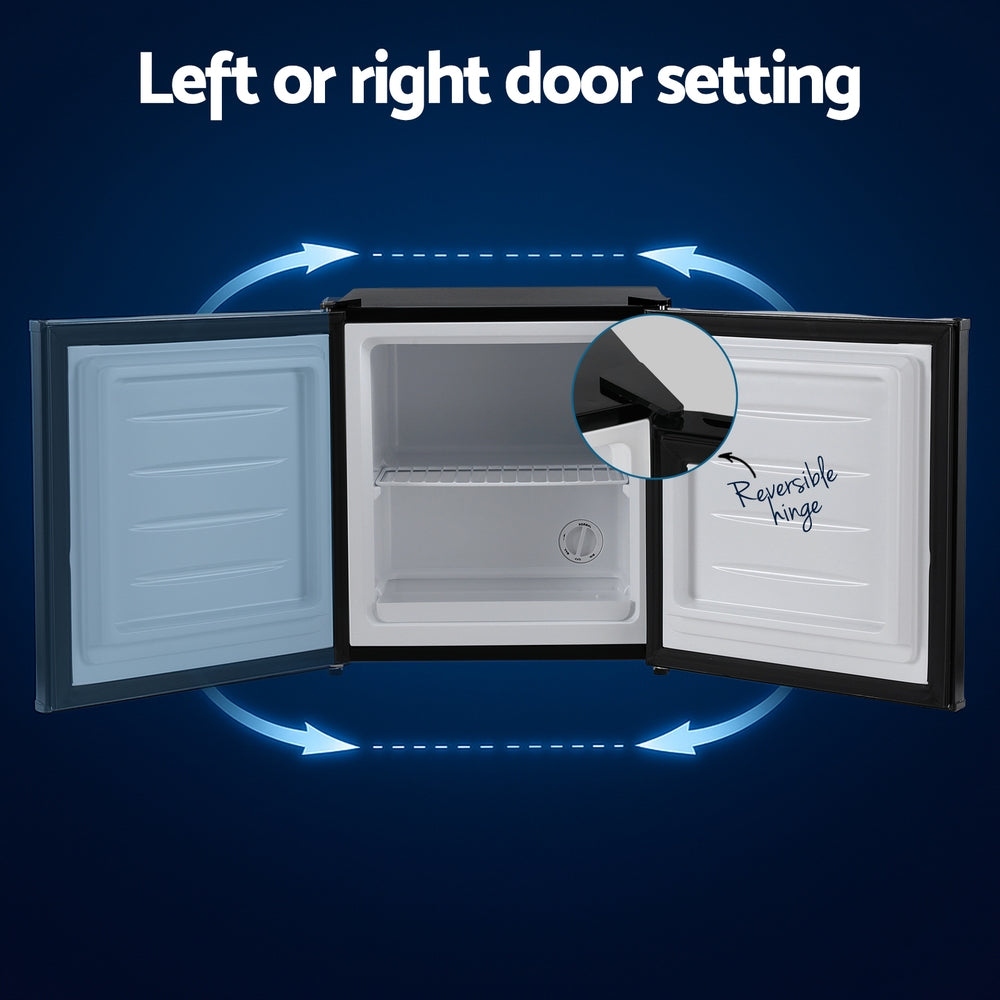 Devanti 31L Small Upright Freezer Vertical Freezer Black