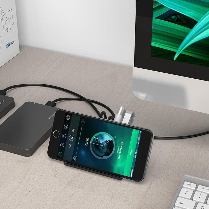 Desktop Usb 3.0 Hub With Phone / Tablet Holder & Led Indicator