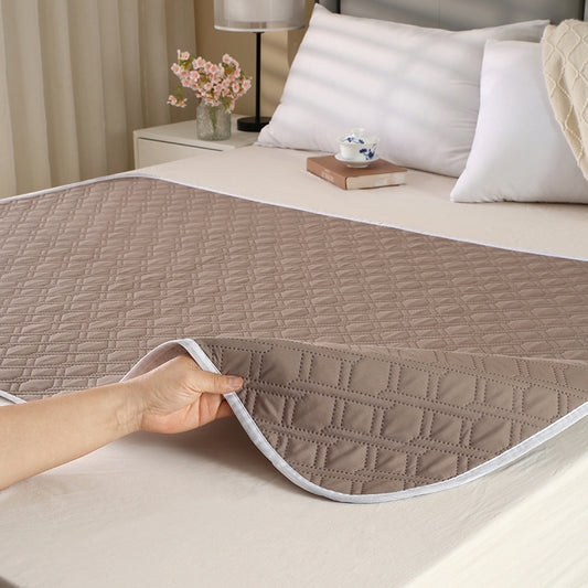 Washable Incontinence Bed Pad 180x200cm Reusable Waterproof Mattress Protector with Non-Slip Backing 4-Layer Absorbent Underpad for Elderly and Adults Dark Brown